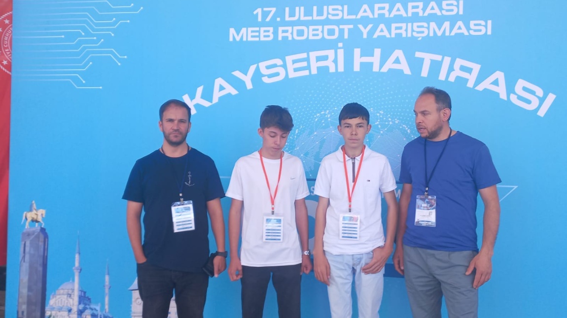 17. MEB ROBOT YARIŞMASINDA YERİMİZİ ALDIK